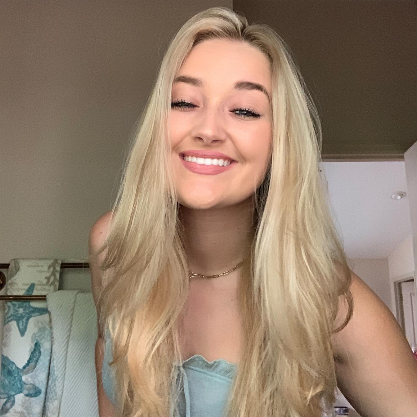 Kaylin Madonia Bell, Florida Death: Staff At Hollister Co. And The Krusty Krab Sadly Passed Away