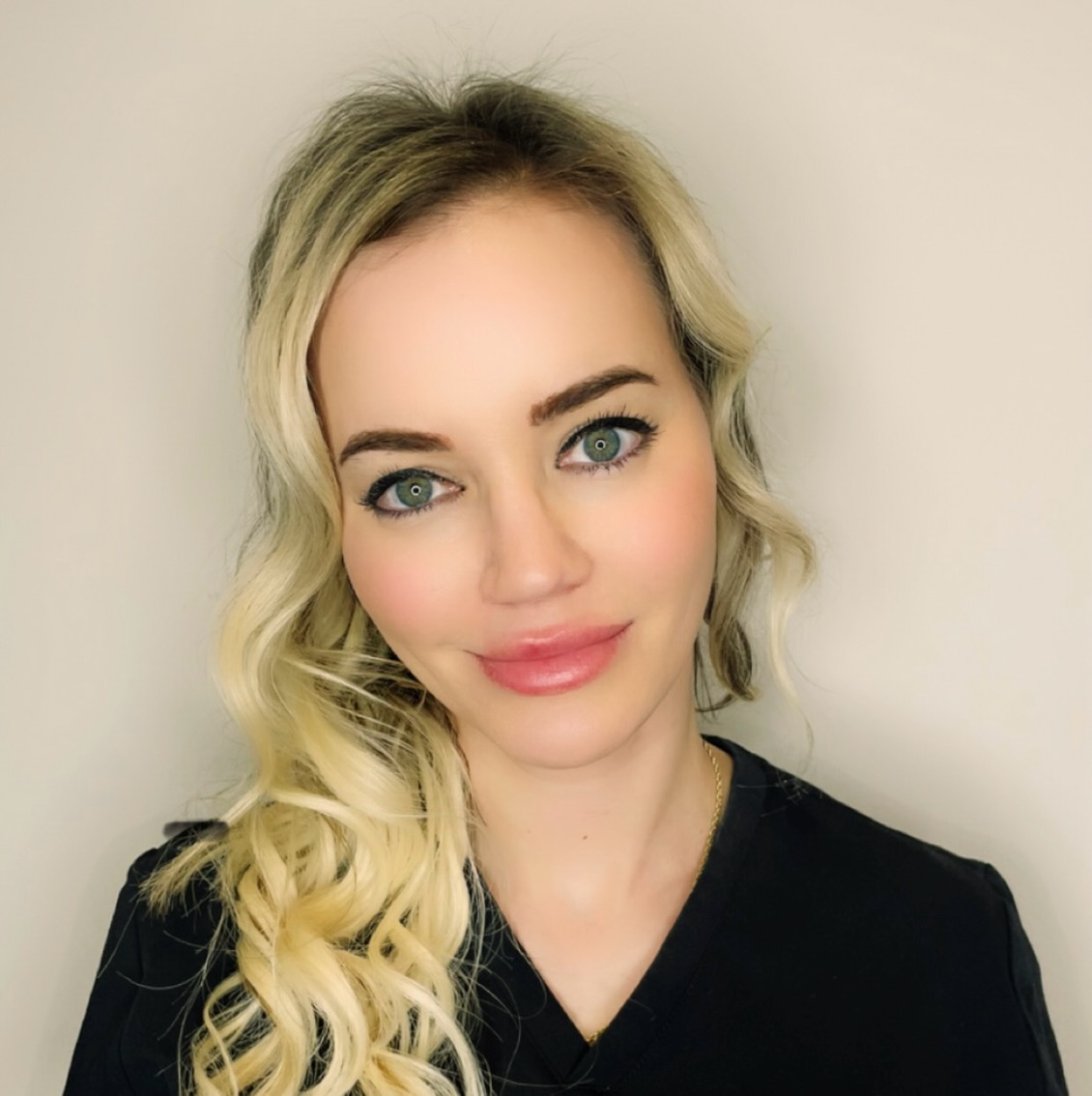 Kat Torbick Illinois, Death-Obituary: Fox River MedSpa Beloved Team Member Died Of Domestic Violence